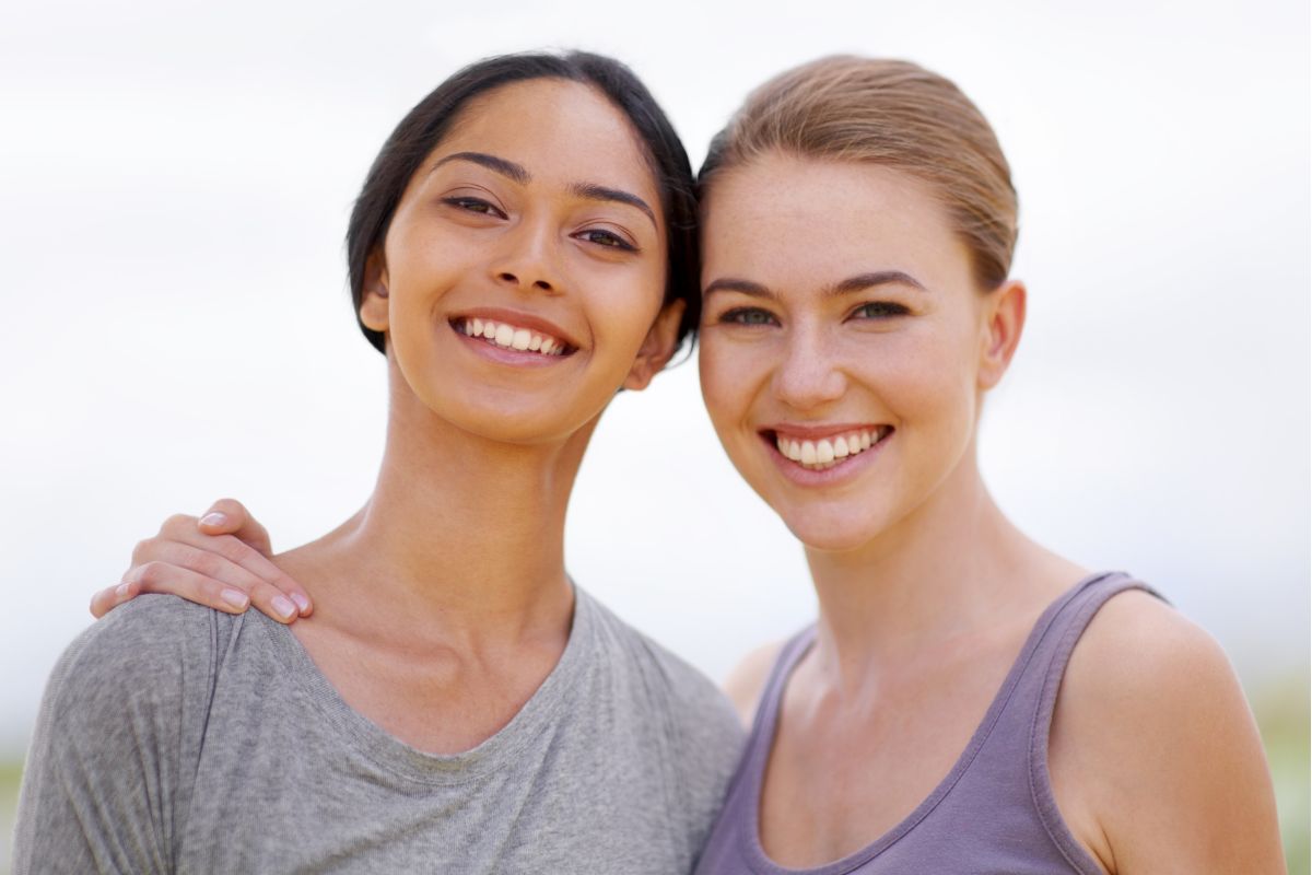 Porcelain Veneers vs. Natural Teeth: Can You Spot the Difference?
