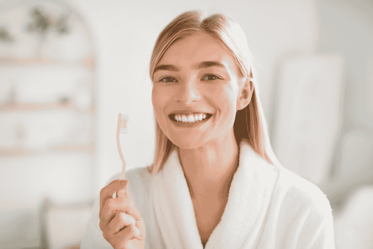 Morning vs Night Oral Hygiene: What a Dentist Recommends?